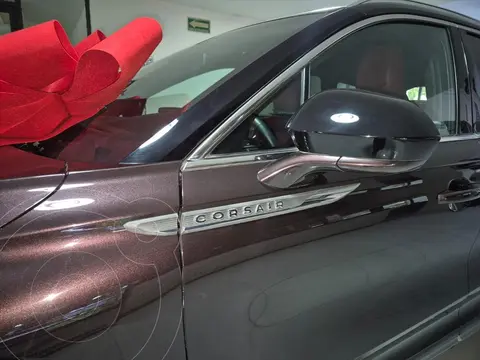 Lincoln Corsair 2.0L Reserve AWD usado (2023) color Violeta oscuro precio $620,000