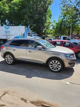 Lincoln MKX 2.7L 4x4 usado (2017) color Gris Piedra precio $418,000