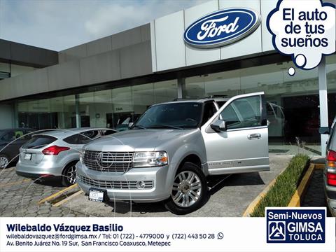 Lincoln Navigator 5.4L 4x2 L usado (2013) color Plata precio $300,000