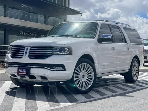 Lincoln Navigator Reserve L usado (2015) color Blanco precio $345,000