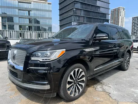 Lincoln Navigator 5.4L 4x2 Ultimate usado (2022) color Negro precio $1,198,000