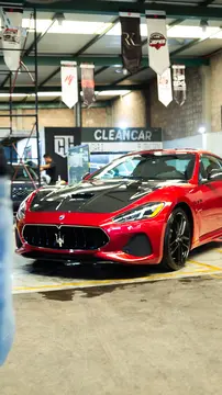 Maserati GranTurismo MC Stradale usado (2018) color Rojo precio $2,600,000