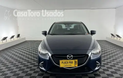 Mazda 2 Sedan Grand Touring Aut usado (2019) color Azul financiado en cuotas(cuota inicial $4.900.000 cuotas desde $2.037.000)