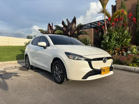 Mazda 2 Sedan 1.5L usado (2025) color Blanco precio $85.000.000