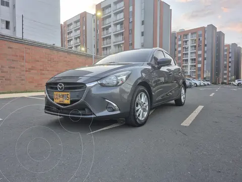 Mazda 2 Sedan Touring Aut usado (2020) color Gris precio $59.900.000