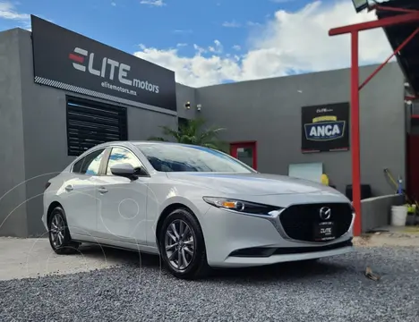 Mazda 2 Sedan i usado (2024) color Blanco precio $364,900