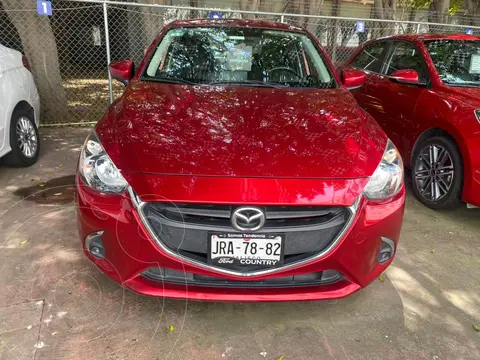 Mazda 2 Sedan i usado (2019) color Rojo precio $259,000