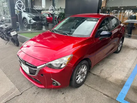Mazda 2 Sedan i Touring usado (2019) color Rojo precio $217,000