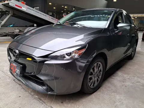 Mazda 2 Sedan i Sport usado (2024) color Gris financiado en mensualidades(enganche $84,202 mensualidades desde $6,439)