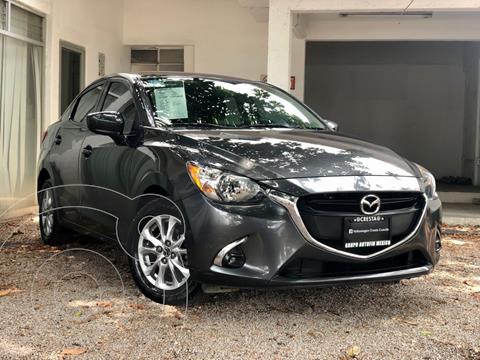 Mazda 2 Sedan i Touring usado (2019) color Gris precio $245,000