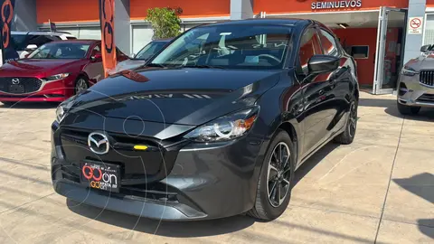 Mazda 2 Sedan i Grand Touring Aut usado (2024) color Gris financiado en mensualidades(enganche $81,750 mensualidades desde $6,251)