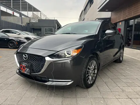Mazda 2 Sedan i Grand Touring MHEV usado (2022) color Gris precio $315,000
