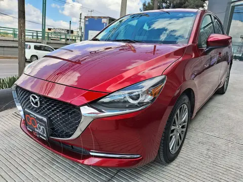 Mazda 2 Sedan i Grand Touring MHEV usado (2022) color Rojo financiado en mensualidades(enganche $80,388 mensualidades desde $6,147)