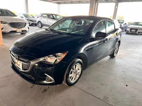 Mazda 2 Sedan i Touring usado (2019) color Negro precio $270,000
