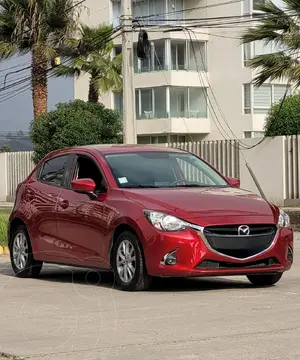 Mazda 2 Sport 1.5L V Aut usado (2019) color Rojo precio $10.900.000