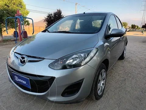 Mazda 2 1.5 V 5P usado (2014) color Gris precio $7.290.000