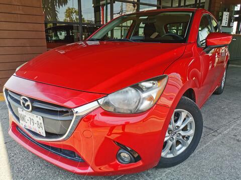 Mazda 2 i Touring usado (2016) color Rojo precio $235,000