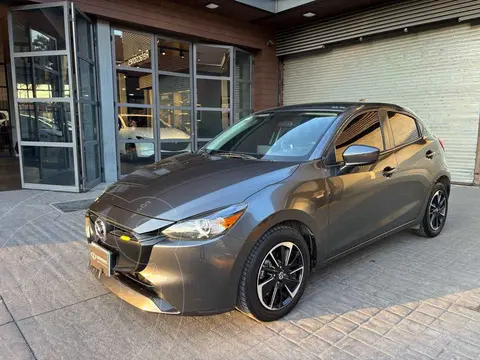 Mazda 2 i Grand Touring Aut usado (2024) color Gris precio $299,000