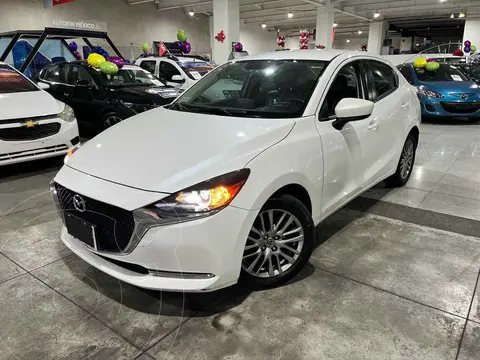 Mazda 2 i Grand Touring Aut usado (2021) color Blanco financiado en mensualidades(enganche $73,575 mensualidades desde $5,629)