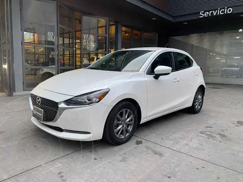 Mazda 2 i Sport usado (2023) color Blanco precio $279,000