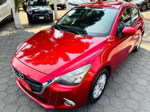 Mazda 2 i Touring usado (2017) color Rojo precio $197,000