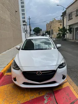 Mazda 2 i Grand Touring Aut usado (2018) color Blanco Perla precio $235,000