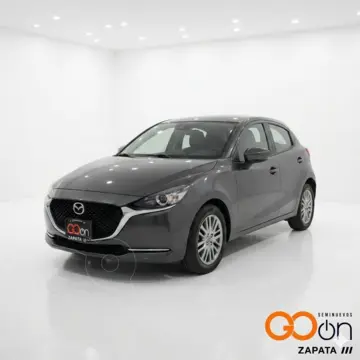Mazda 2 i Grand Touring MHEV usado (2023) color MAZGGRIS TITANIO precio $309,900