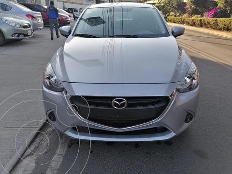 Mazda 2 Touring usado (2018) color Plata Dorado precio $249,000