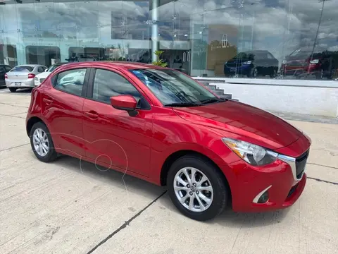Mazda 2 I TOURING usado (2018) color Rojo precio $239,000