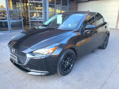 Mazda 2 Carbon Edition MHEV usado (2023) color Negro precio $309,000