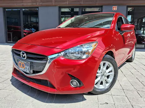 Mazda 2 i Grand Touring Aut usado (2016) color Rojo precio $210,000