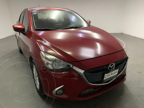 Mazda 2 i Grand Touring Aut usado (2018) color Rojo precio $240,000