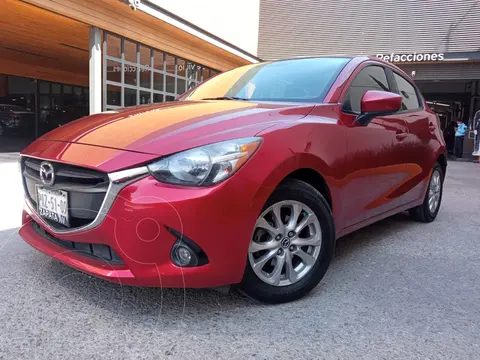 Mazda 2 i Touring Aut usado (2017) color Rojo precio $240,000