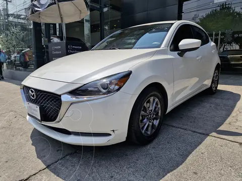 Mazda 2 i Sport usado (2023) color Blanco Perla precio $285,000