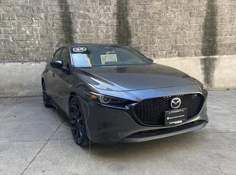 Mazda 3 Hatchback Signature usado (2024) color Gris precio $520,000