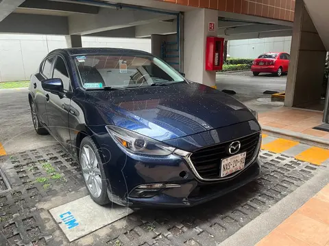 Mazda 3 Hatchback s Grand Touring Aut usado (2017) color Azul Acero precio $235,000