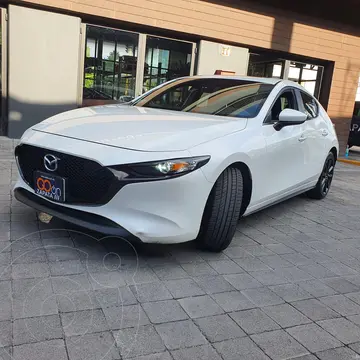 Mazda 3 Hatchback s Grand Touring usado (2021) color Blanco financiado en mensualidades(enganche $117,500 mensualidades desde $8,519)