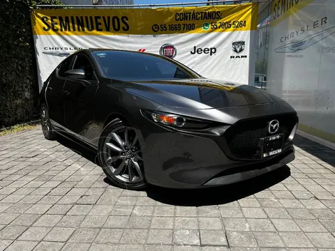 Mazda 3 Hatchback i Sport  Aut usado (2021) color Gris precio $389,000