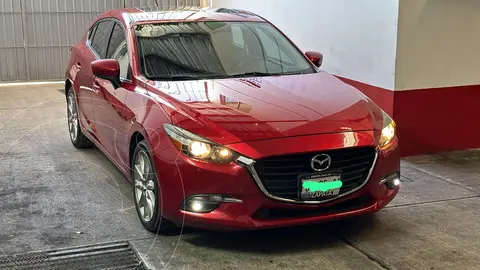 Mazda 3 Hatchback i Touring Aut usado (2017) color Rojo precio $250,000