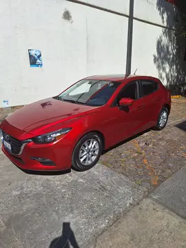 Mazda 3 Hatchback i Touring usado (2018) color Rojo precio $260,000