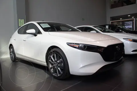 Mazda 3 Hatchback i Grand Touring Aut nuevo color Blanco Perla precio $495,900