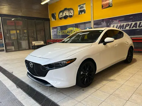 Mazda 3 Hatchback s Grand Touring usado (2022) color Blanco precio $410,000