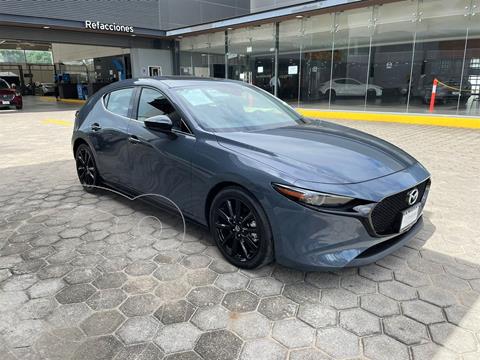 foto Mazda 3 Hatchback Signature usado (2021) color Gris precio $480,000