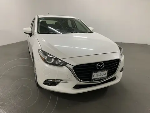Mazda 3 Hatchback s usado (2018) color Blanco financiado en mensualidades(enganche $49,000 mensualidades desde $8,800)