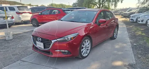 Mazda 3 Hatchback s Grand Touring Aut usado (2017) color Rojo precio $245,000