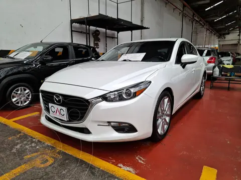 Mazda 3 Hatchback i Sport usado (2018) color Blanco Perla precio $58,000