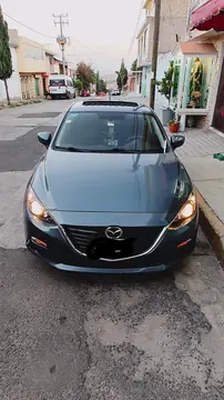 Mazda 3 Hatchback i Touring usado (2015) color Azul Acero precio $205,000
