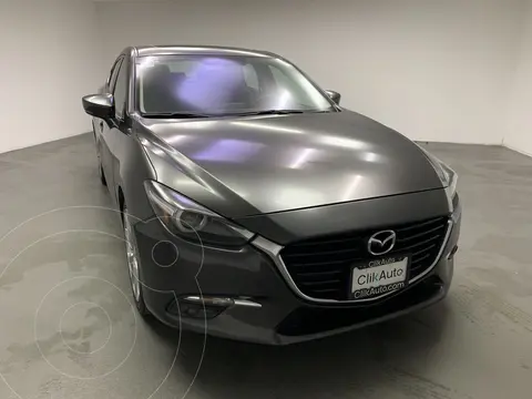 Mazda 3 Hatchback s Grand Touring Aut usado (2018) color Gris financiado en mensualidades(enganche $48,000 mensualidades desde $8,600)