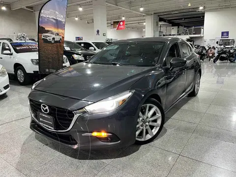 Mazda 3 Hatchback s  Aut usado (2018) color Gris financiado en mensualidades(enganche $73,548 mensualidades desde $5,626)