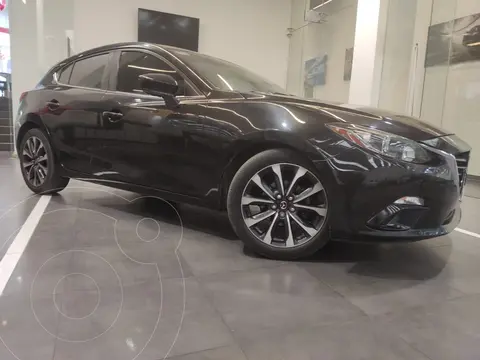 Mazda 3 Hatchback i Touring usado (2016) color Negro precio $260,000